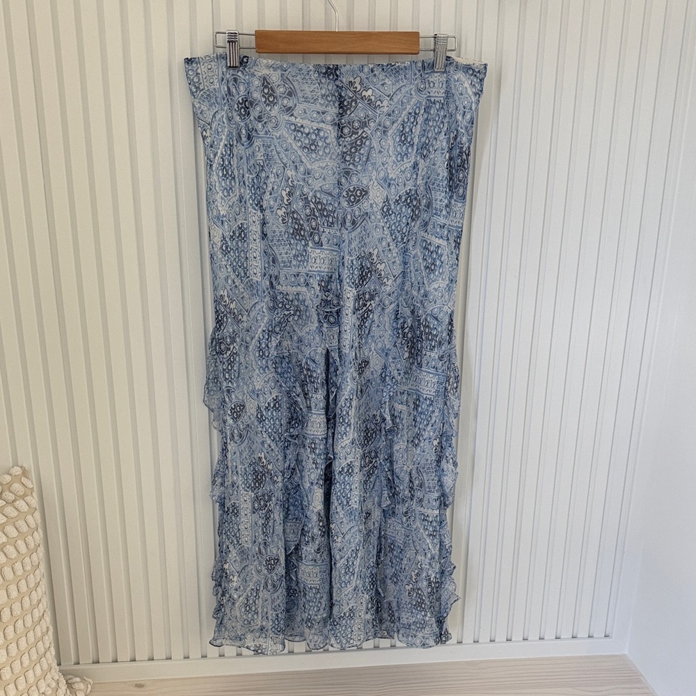 Feminine Silk Patterned Ruffled Women's Skirt - Picture 4 of 9